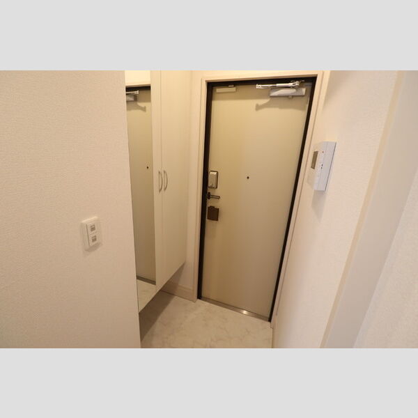 玄関 (玄関(シューズボックス))