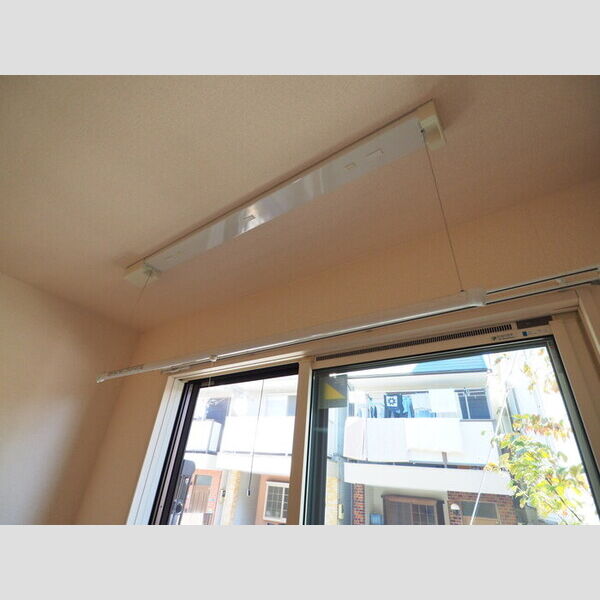 その他 (室内物干し)