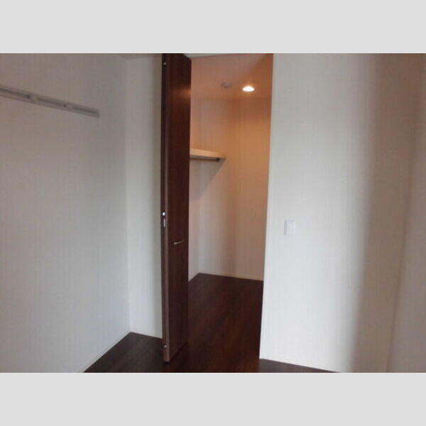 収納 (ウォークインクローゼット)