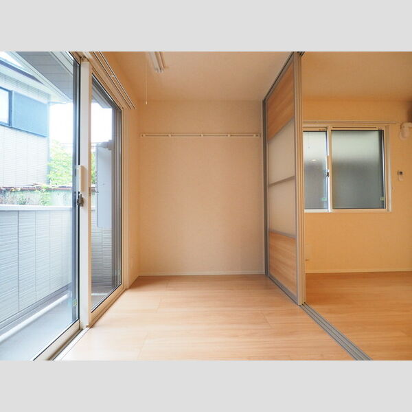 その他 (洋室)