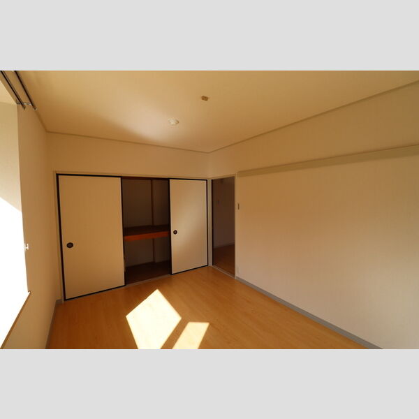 その他 (南側洋室6帖)