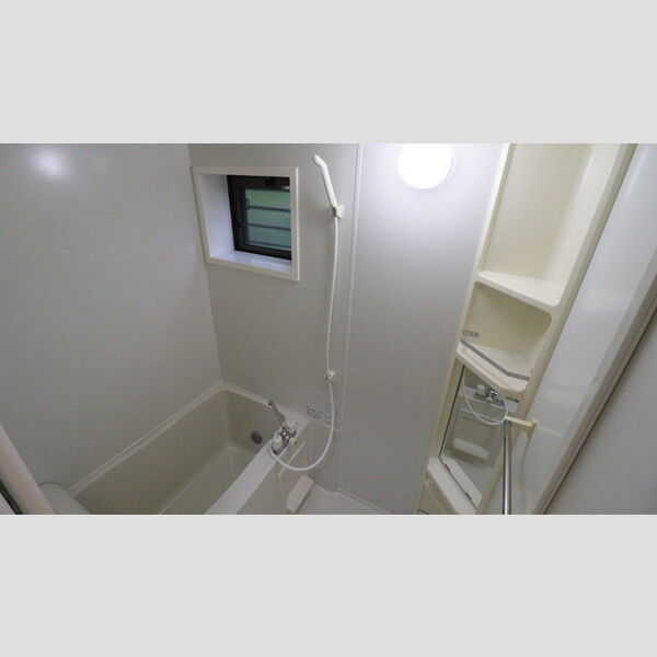 バス (浴室)