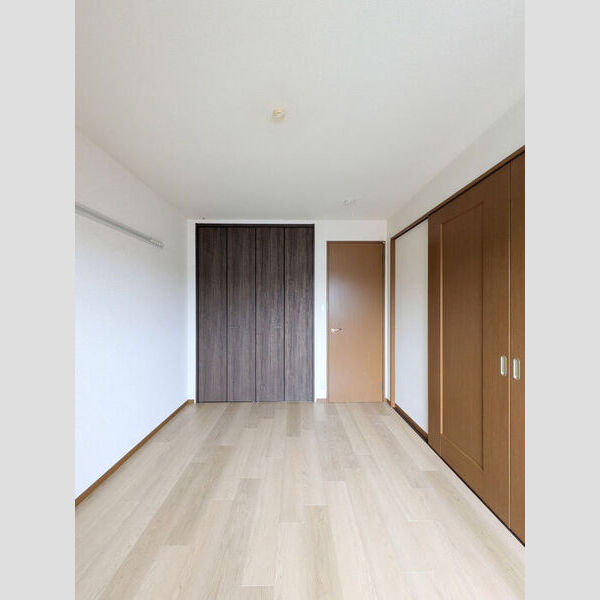 その他 (洋室)