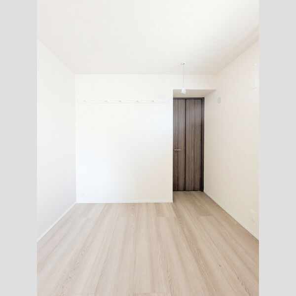 その他 (洋室)