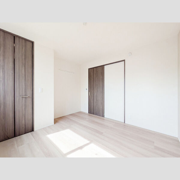 その他 (洋室)