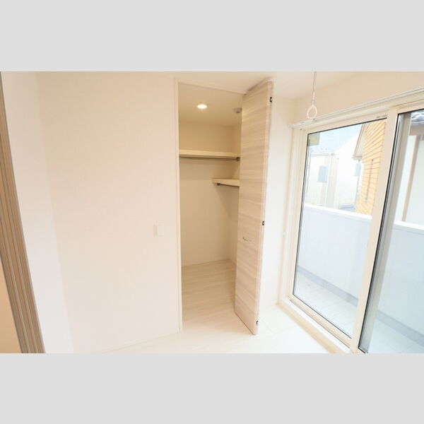 収納 (ウォークインクローゼット)