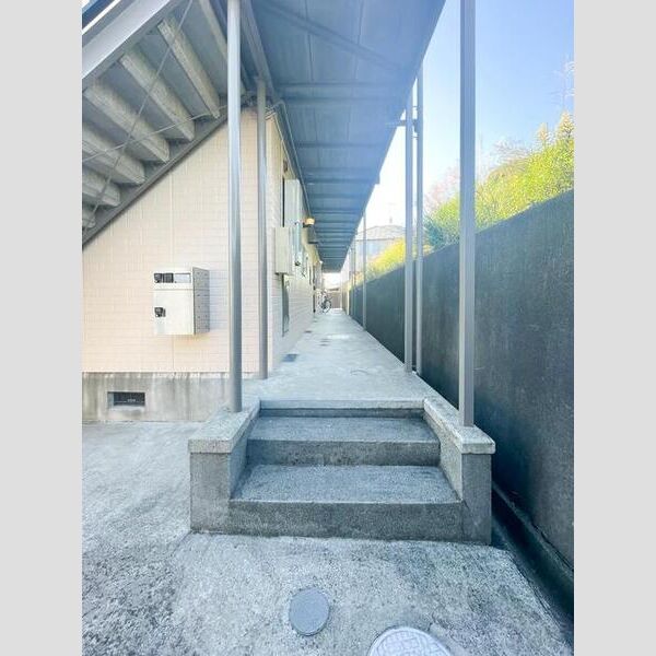 エントランス (通路)