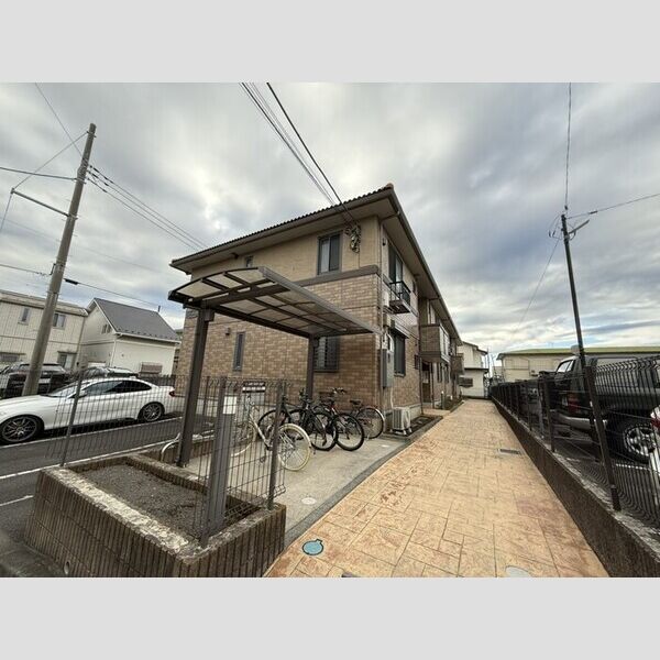 エントランス (エントランス)