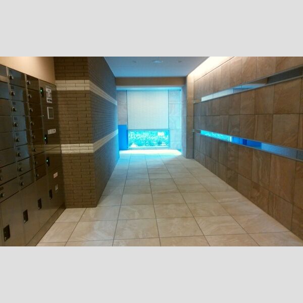 現地周辺 (ロビー)