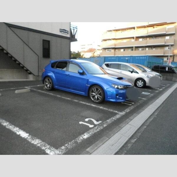 駐車場 (駐車場)