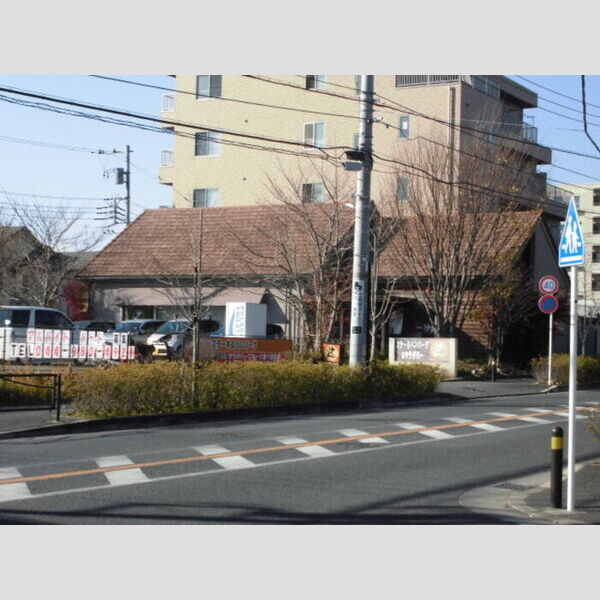 現地周辺 (ステーキハンバーグ&サラダバーけん片平店(292m))