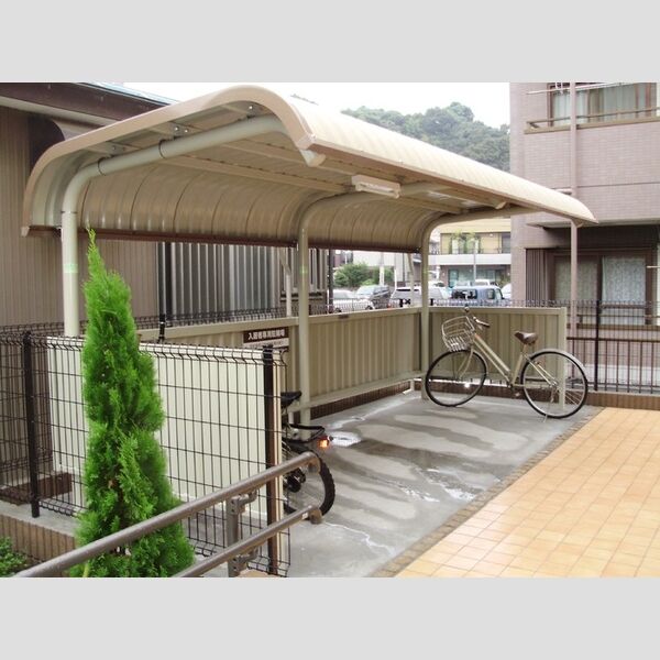駐車場 (駐輪場)