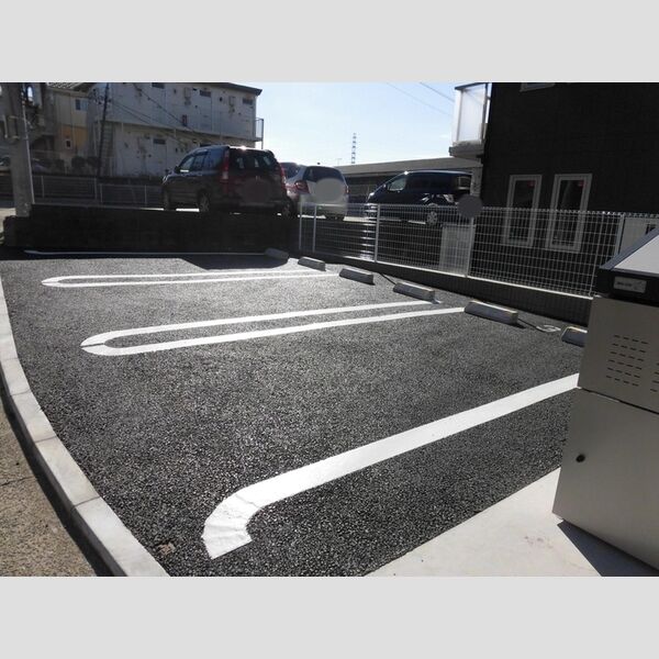 駐車場 (駐車場)