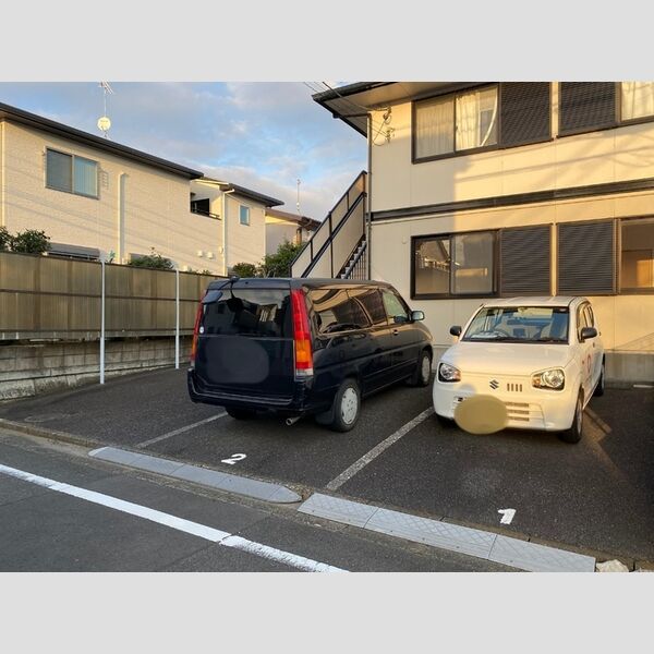 駐車場 (駐車場)