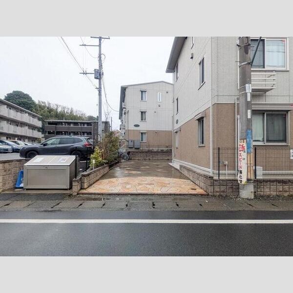 エントランス (エントランス)