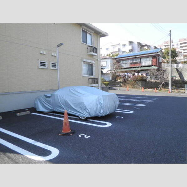 現地周辺 (駐車場)