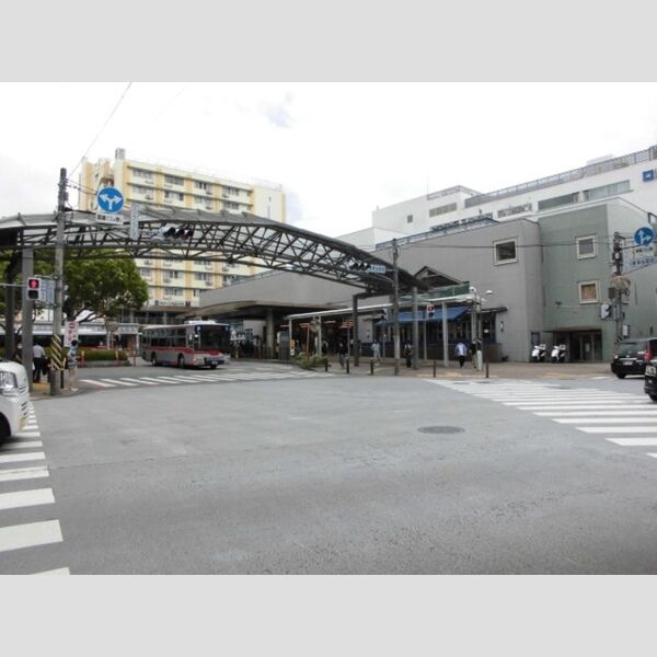 現地周辺 (東急田園都市線　青葉台駅)