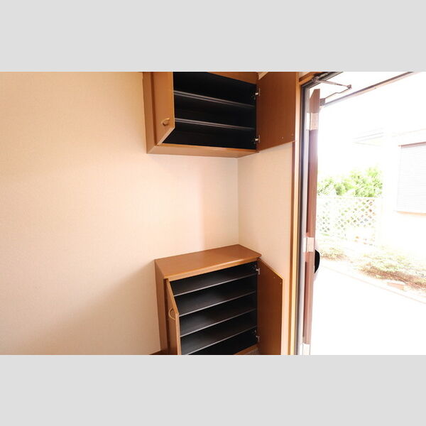 玄関 (玄関シューズボックス)