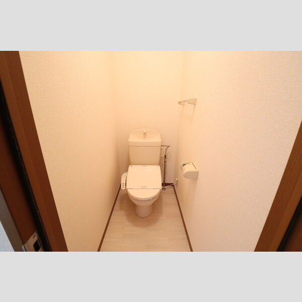 トイレ (トイレ　温水洗浄便座)