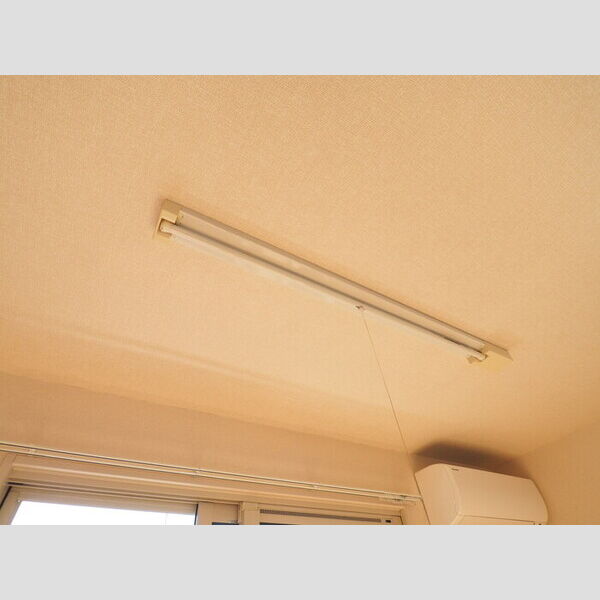 その他 (室内物干し)