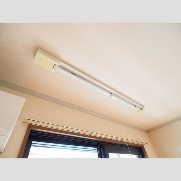 その他 (室内物干し)