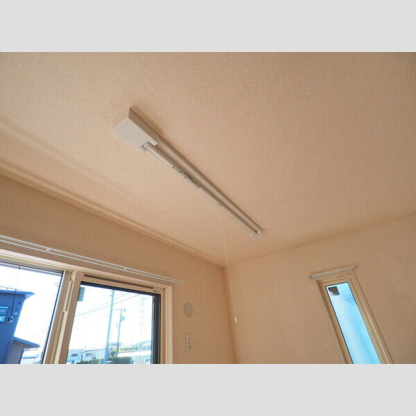 その他 (室内物干し)