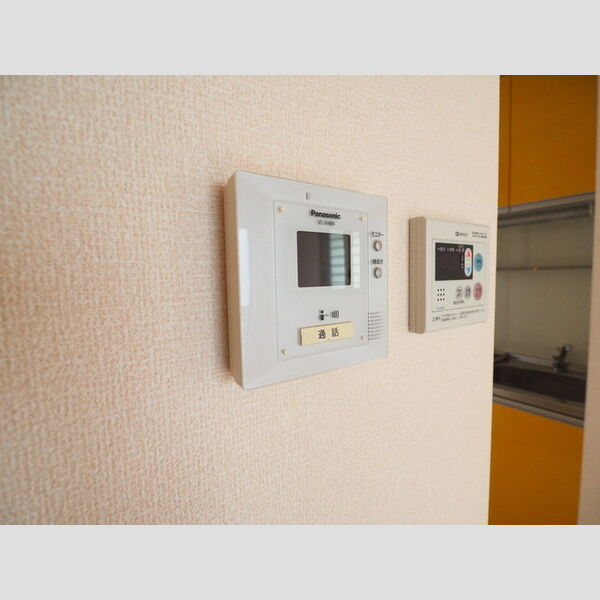 その他設備 (TVインターホン)