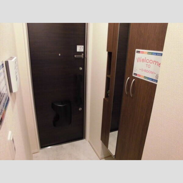玄関 (玄関)
