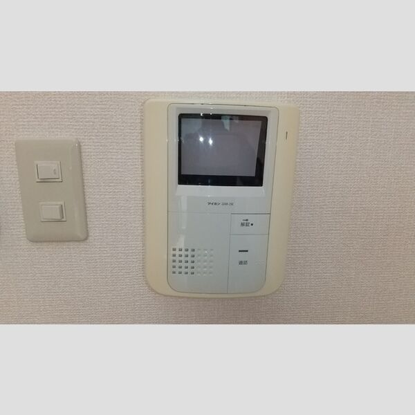 その他設備 (テレビモニター付インターホン)