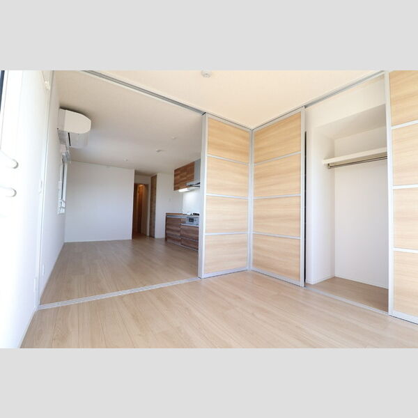 居室・リビング (洋室4.6帖)