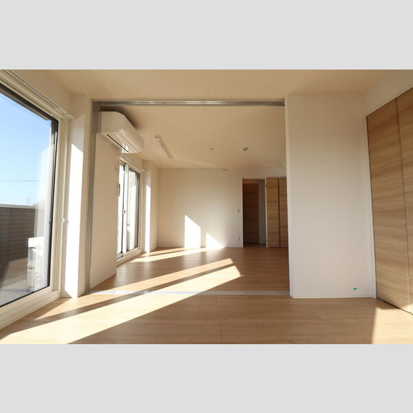 居室・リビング (洋室6.1帖)