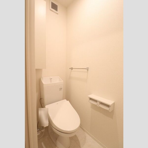 トイレ (トイレ　温水洗浄暖房便座)