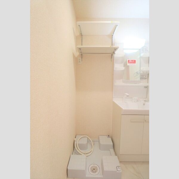 その他 (洗濯機置き場)