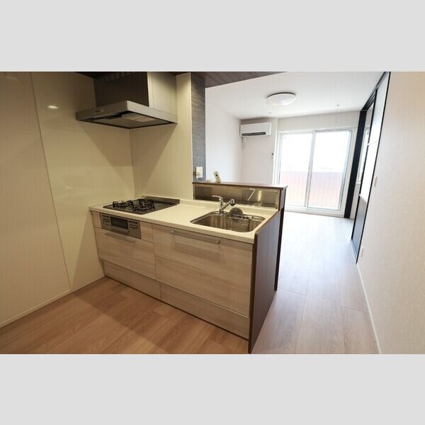キッチン (キッチン(三口コンロ))