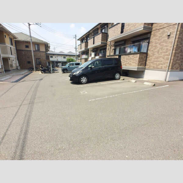 駐車場 (駐車場)