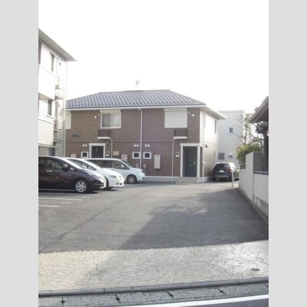 駐車場 (駐車場)