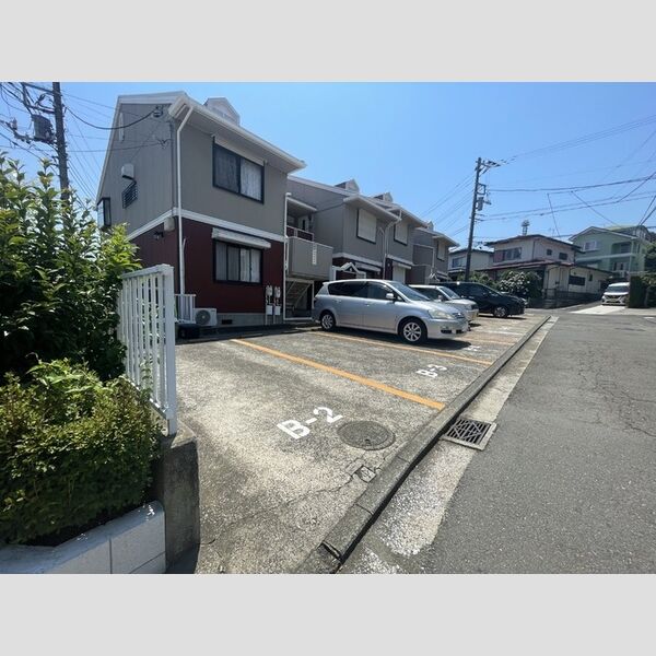 駐車場 (駐車場)