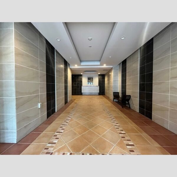 現地周辺 (ロビー)