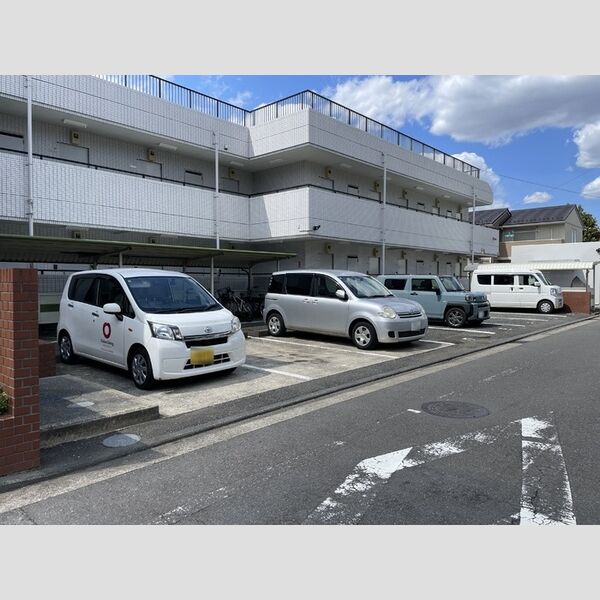 駐車場 (駐車場)