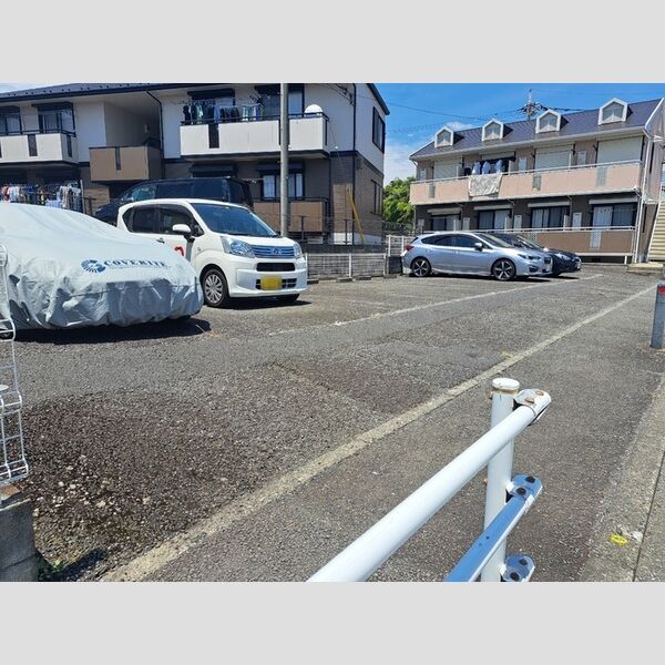 駐車場 (駐車場)