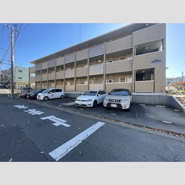 駐車場 (駐車場)
