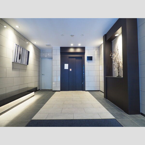 現地周辺 (ロビー)