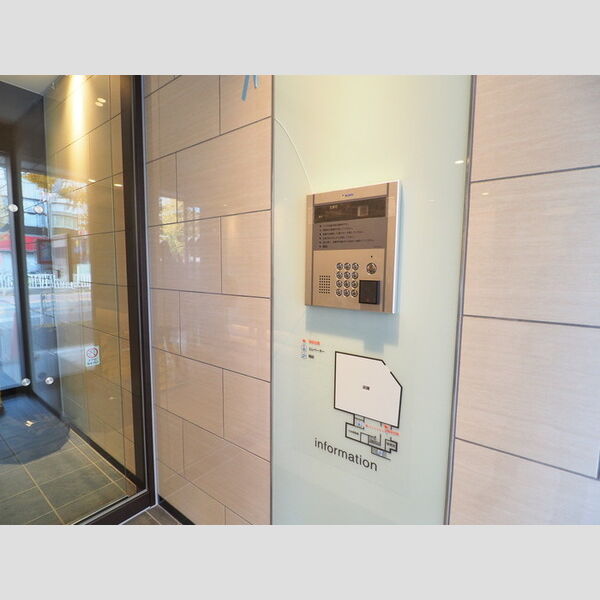 エントランス (オートロック)