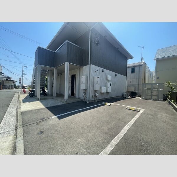 現地周辺 (駐車場)