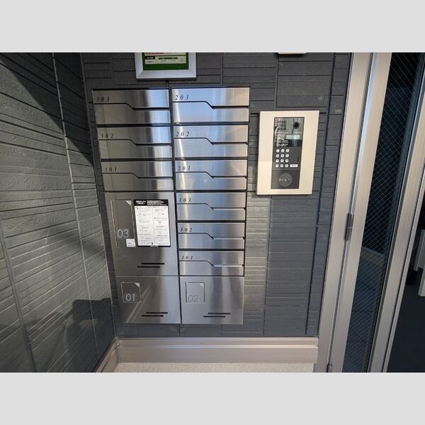 現地周辺 (集合ポスト・宅配ボックス)