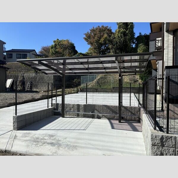 現地周辺 (駐輪場)