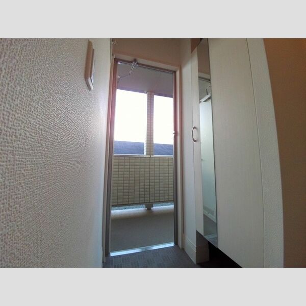 玄関 (玄関シューズボックス)