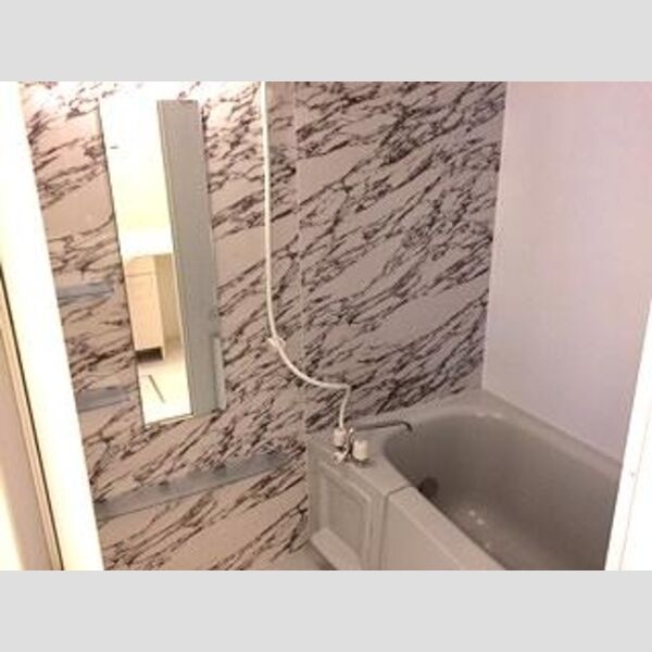 バス (換気乾燥機付の浴室)