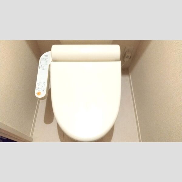 トイレ (温水洗浄暖房便座)