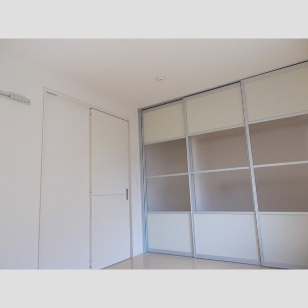 その他 (洋室6帖)